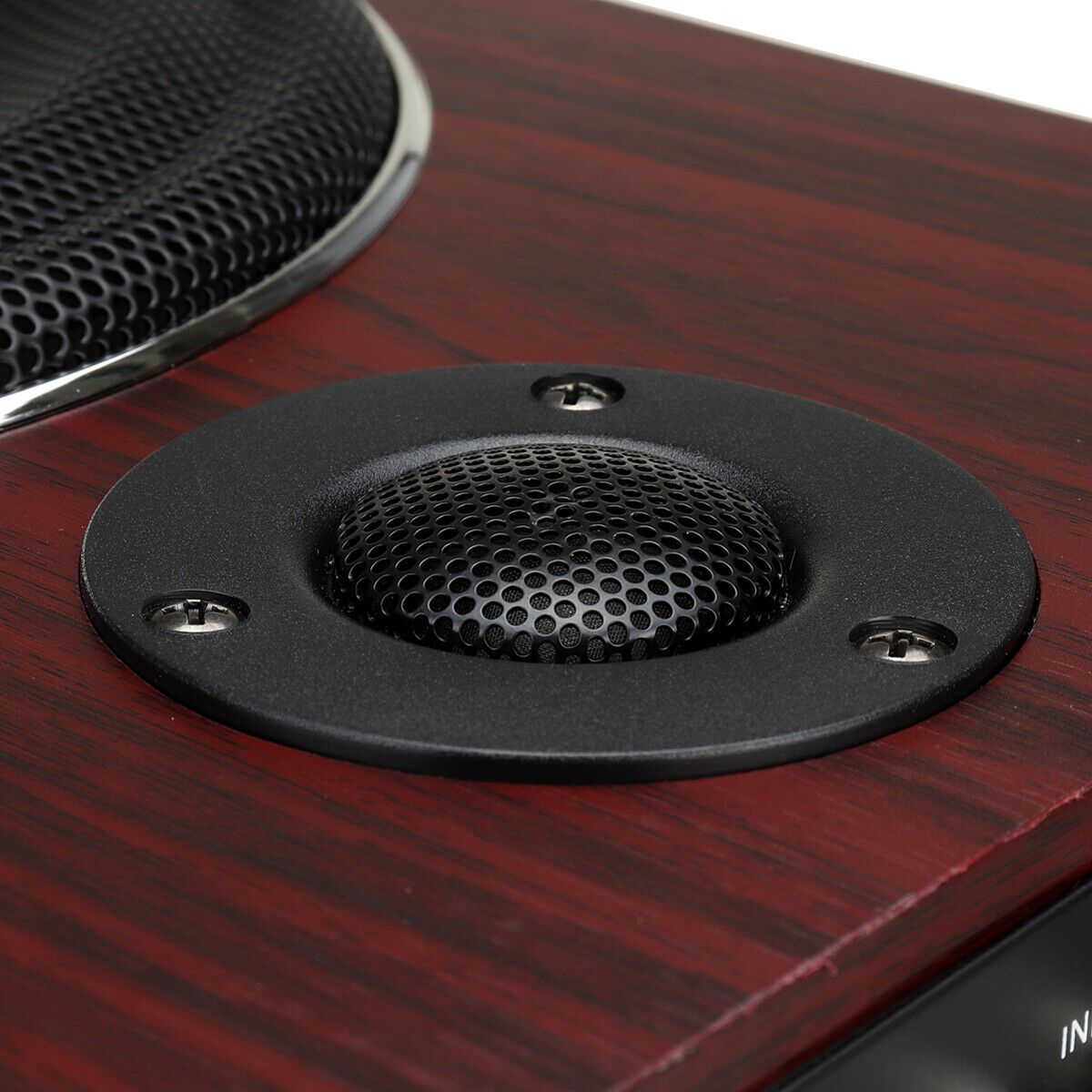 Kompaktní subwoofer — Optimální výkon a zvuková kvalita