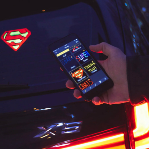 LED Emoji Animatiepaneel Voor Auto — Moderne En Interactieve Stijl