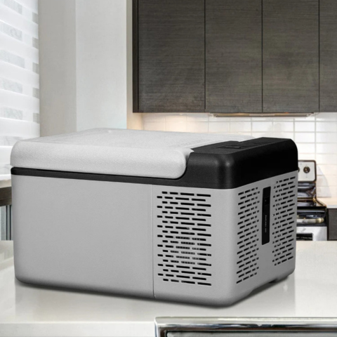 מיני מקרר לרכב — קירור מהיר ויעיל