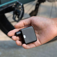 シンプルで実用的な充電式ミニ電動自転車ポンプ